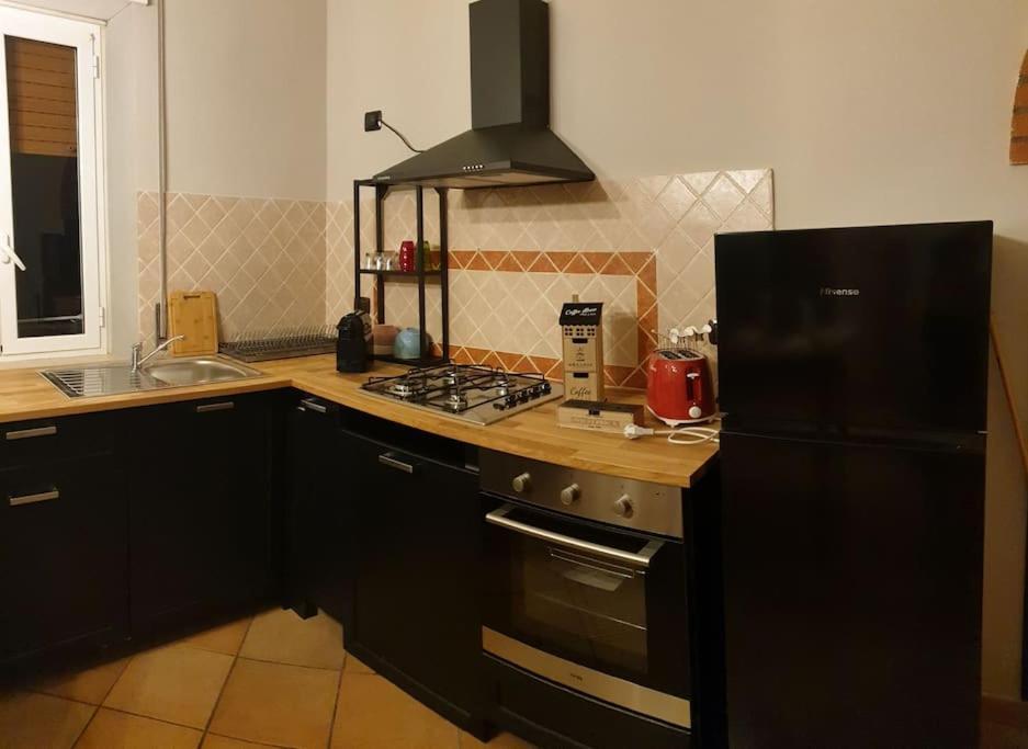 Beautiful Apartament On The Outskirts Of Rome Barbara Casa Vacanza Roma Portuense Bagian luar foto